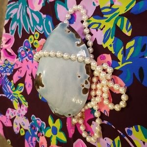 Vintage costume pearl necklace